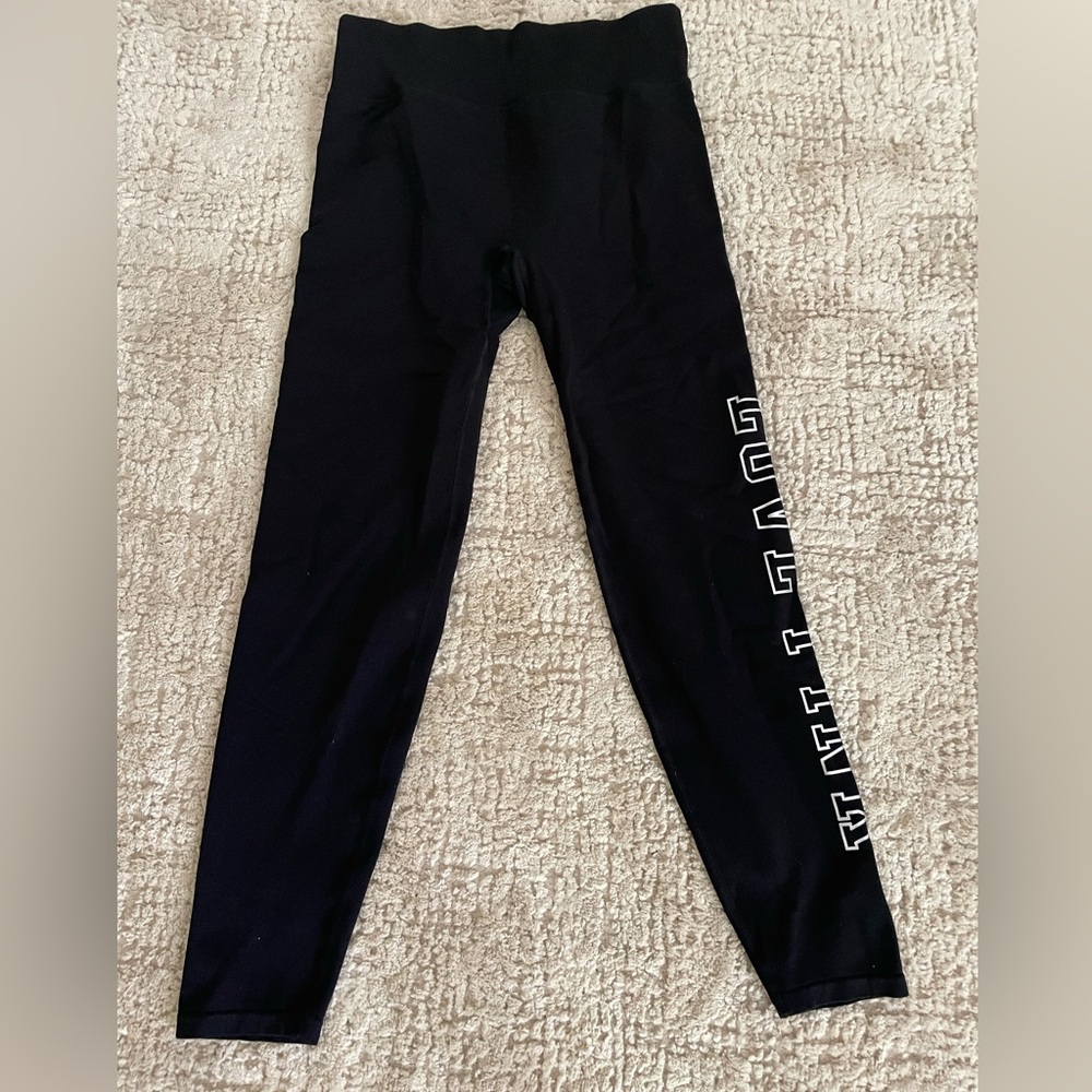 NWOT. Victoria's Secret PINK Black Leggings Slim Fit Stretch